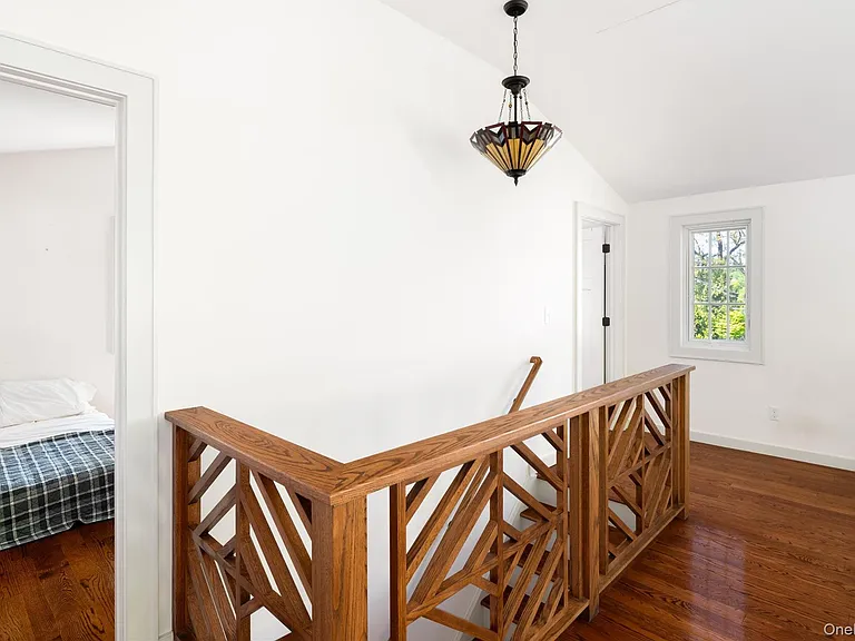 53 Cove Rd — Photo 18