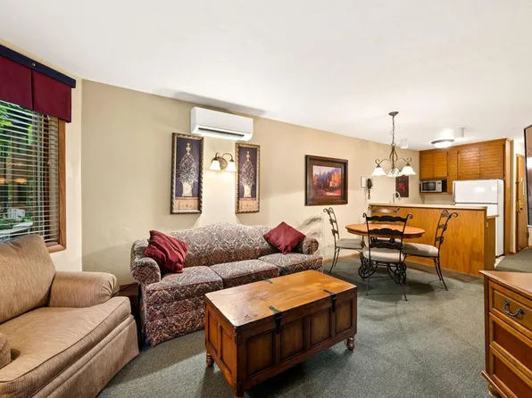 4940 N Landmark Cir #3226, Egg Harbor, WI 54209