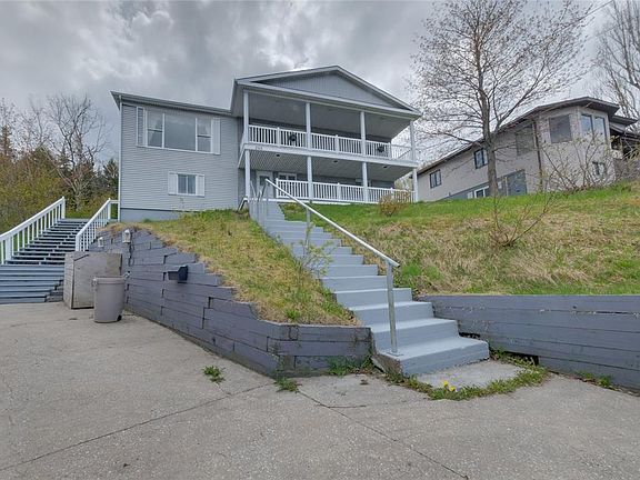 2nd image of 205 Curling Street