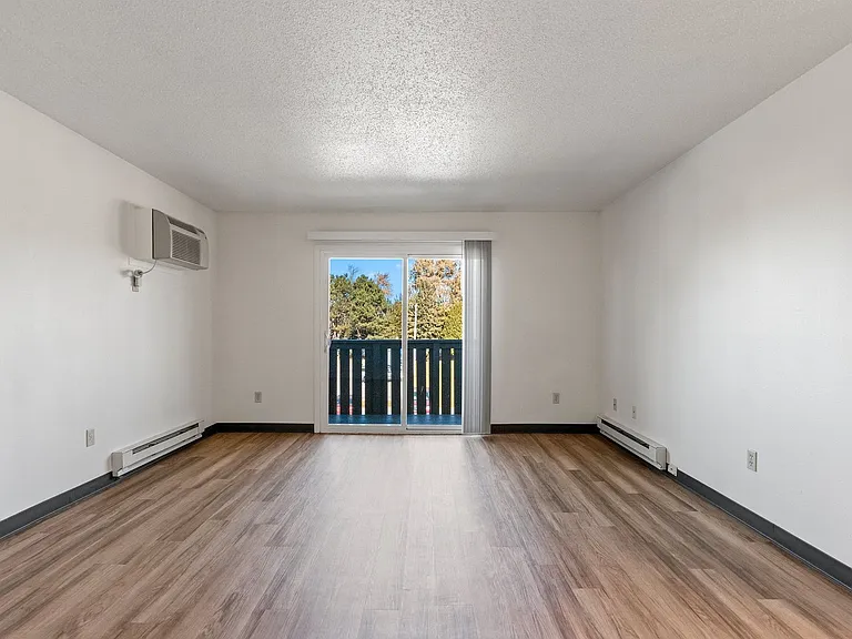 Cedar Grove Apartments — Photo 8