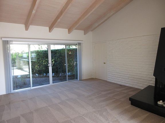3rd image of 436 Loma Alta Dr