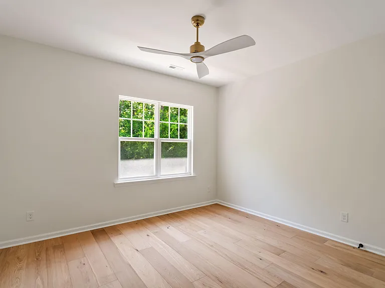 5 Silverbell Ct — Photo 34