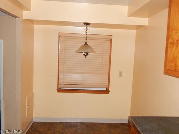 3rd image of 15218 Steinway Blvd