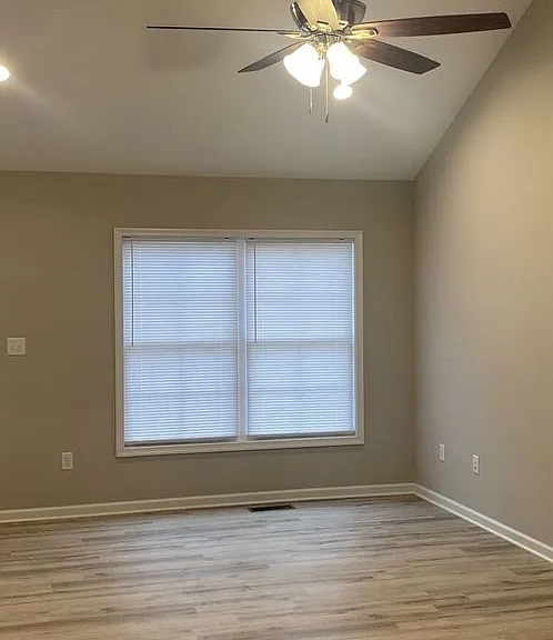 23 Triple Crown Dr — Photo 17