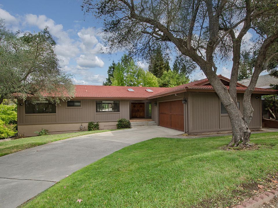 4920 Steele Way, Fair Oaks