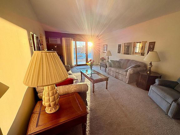 4th image of 2700 Oxford St N APT 104