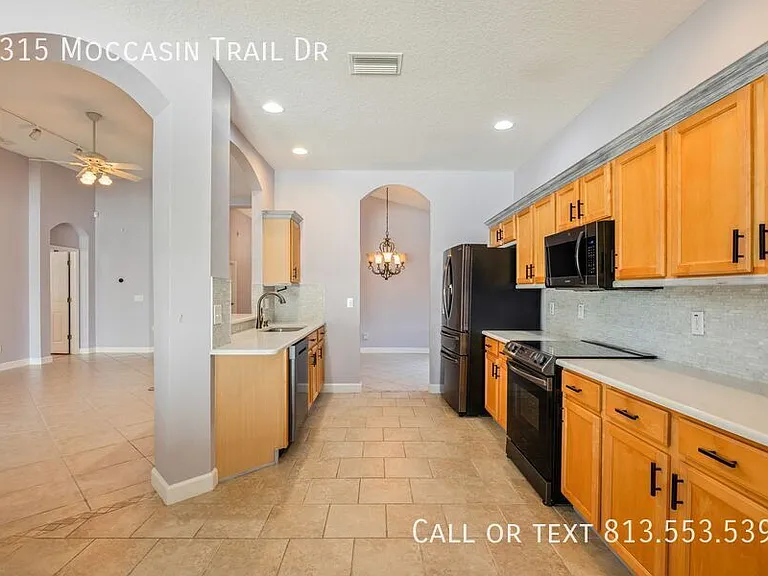 8315 Moccasin Trail Dr — Photo 13