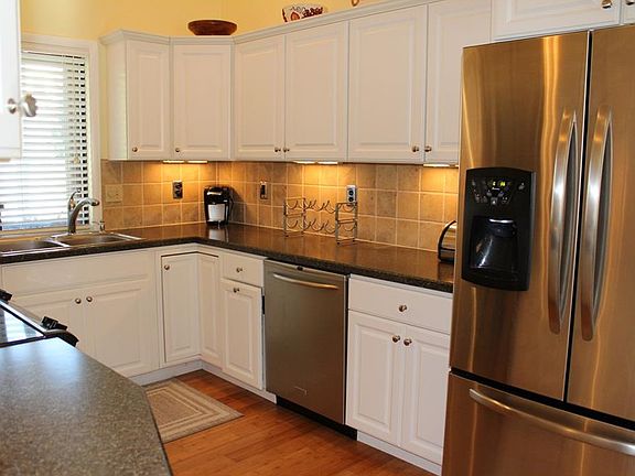 5th image of 307 Maryland Ave #C