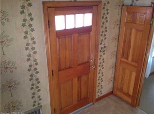 6 Helena Dr, Cromwell, CT 06416