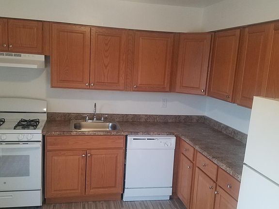 Updated large Kitchen