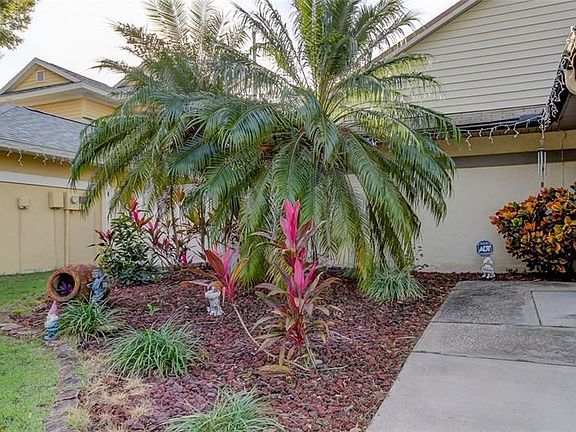 2nd image of 11934 Sugar Tree Dr