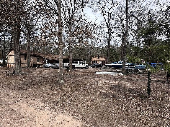 3rd image of 272 Cedar Valley Rd