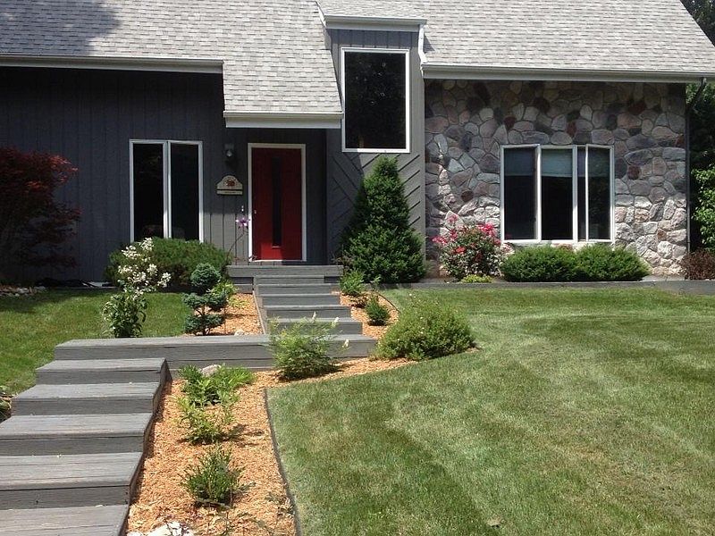3073 East Maple Hill Court : The character and charm begin when you step through the front door.