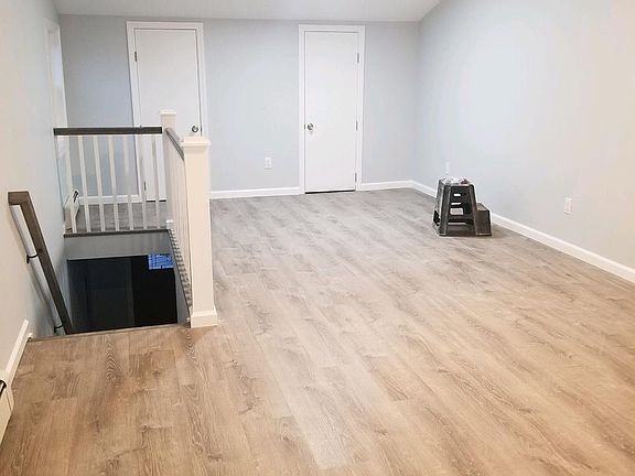 5th image of 177 Washington Ave #2