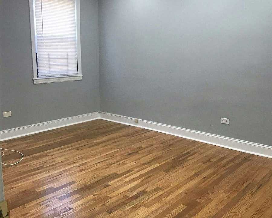 1st image of 22541 Murdock Ave