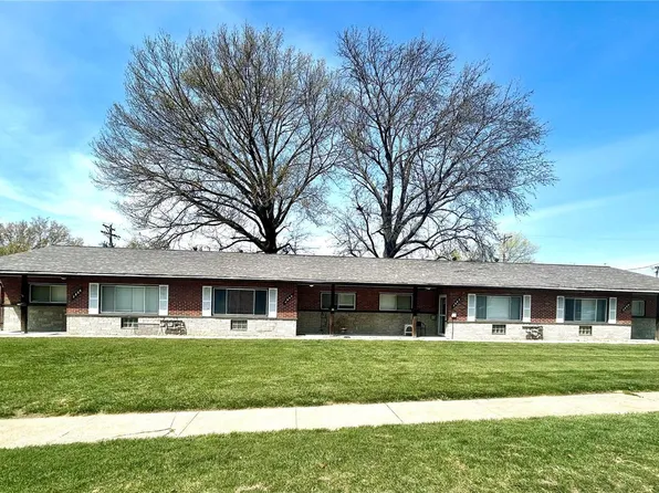 3860 Brittany Cir, Bridgeton, MO 63044