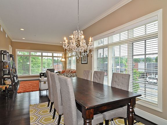 Elegant dining room