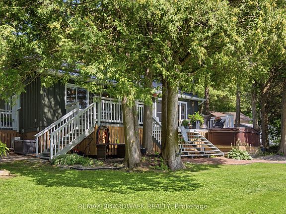 3rd image of 180 Pilgrim Ln