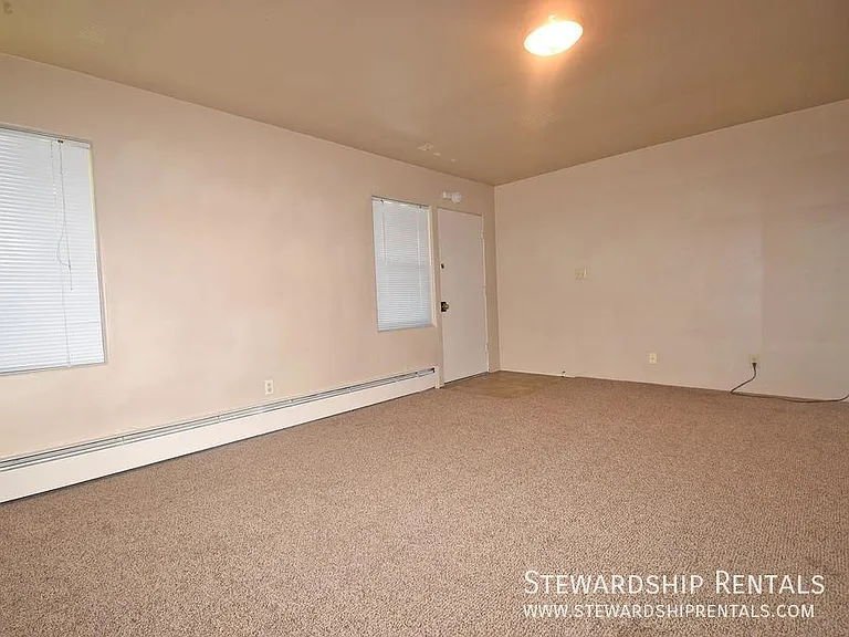 942 E 18th Ave #6 — Photo 6