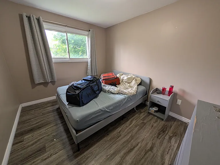 697 Collins Bay Rd #HOUSE — Photo 16