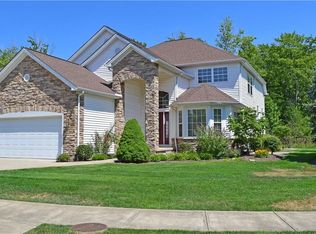 357 Burwick Rd, Highland Heights, OH 44143