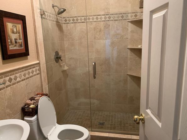 377 Coventry Cir
