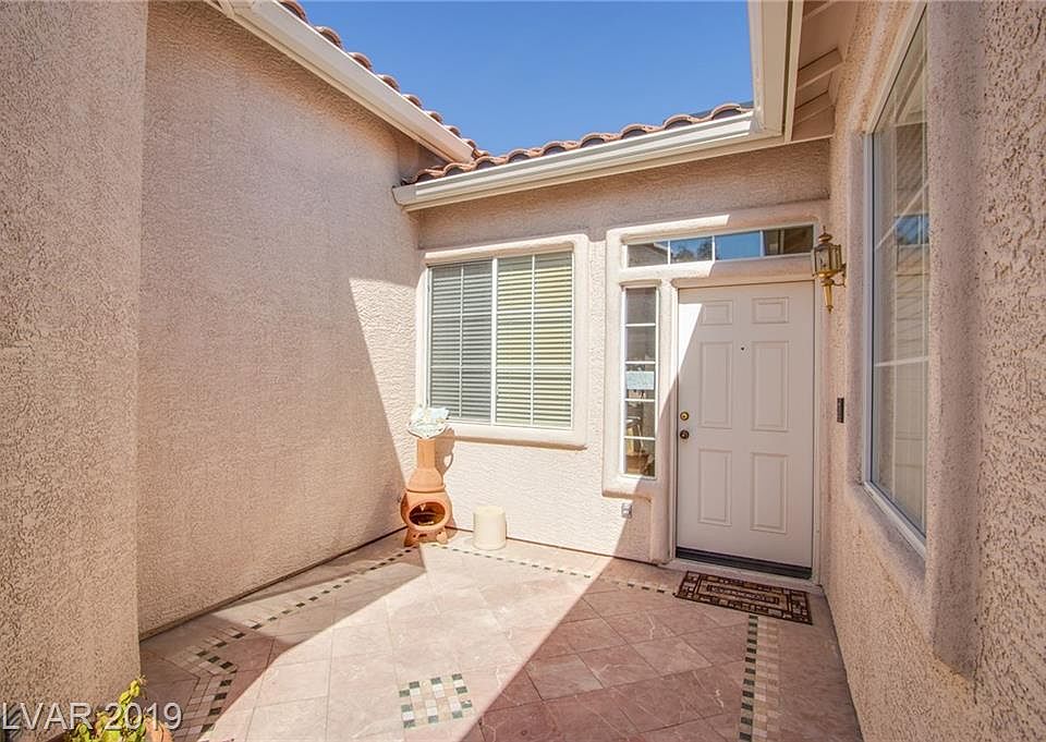 1st image of 970 Garden Breeze Way