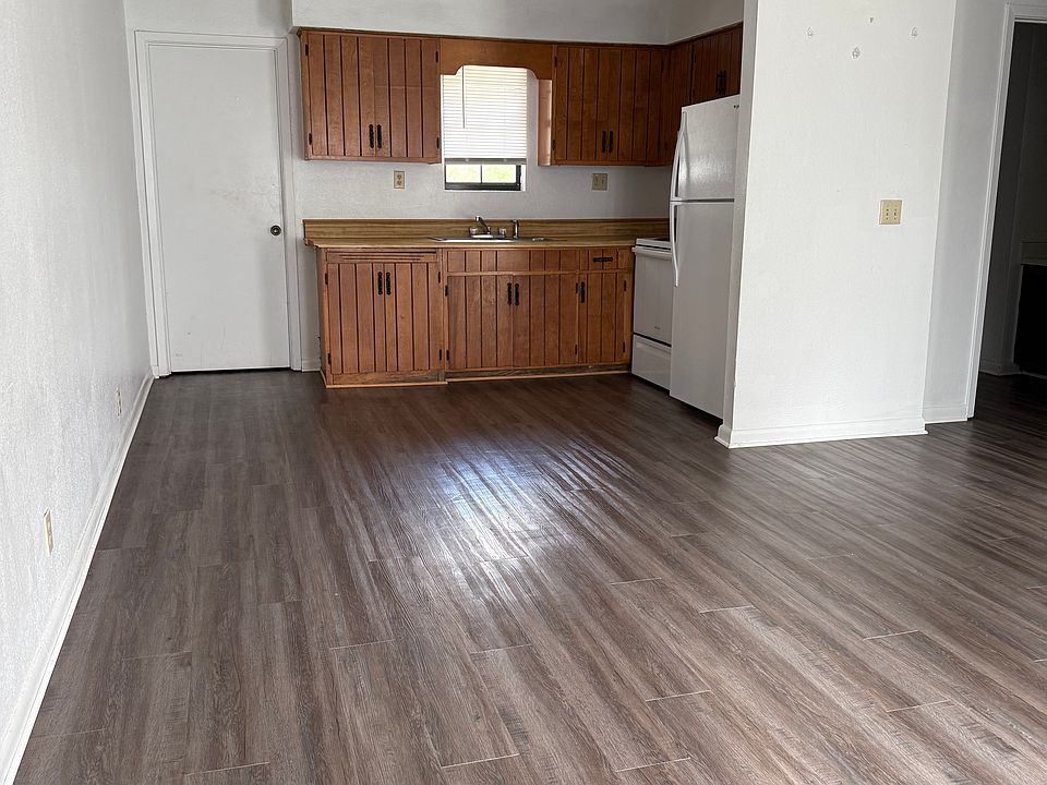1st image of 1101 Wilma St #B