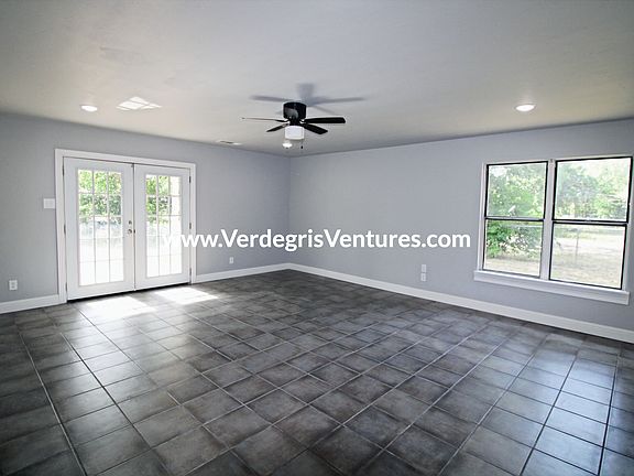 2nd image of 3420 Kenwood Ave
