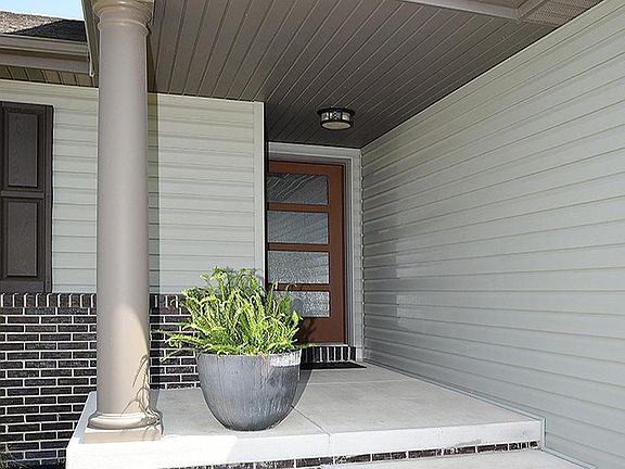 3rd image of 5020 W Gary Gately St