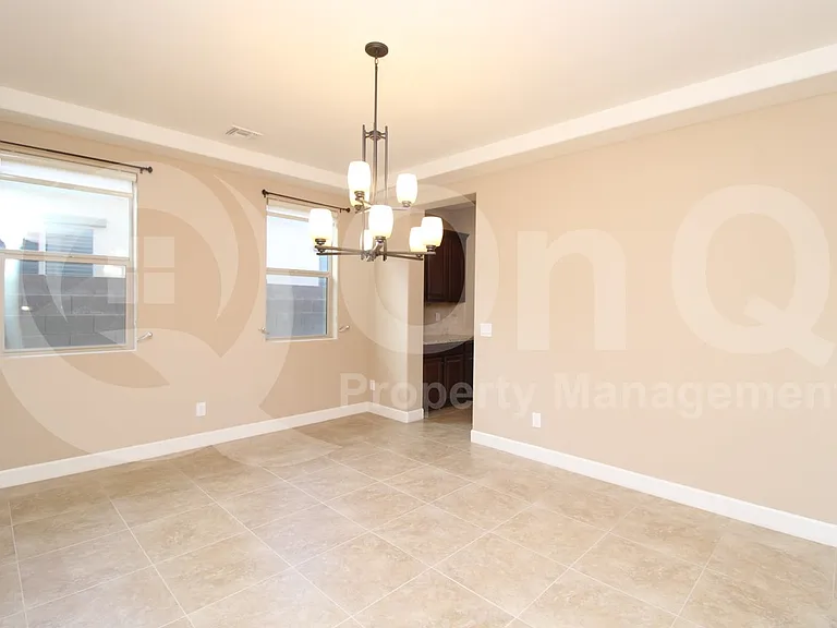 10608 E Lincoln Ave — Photo 9