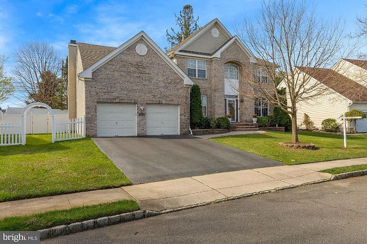 1st image of 48 Steeplechase Blvd