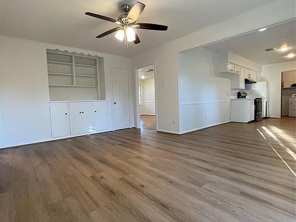 5th image of 6710 Carvel Ln