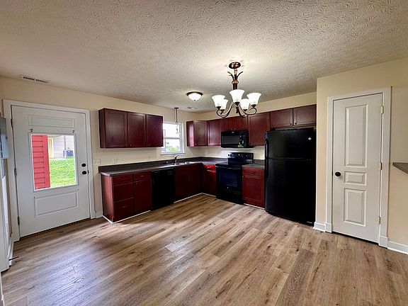 5th image of 1255 Poets Ct