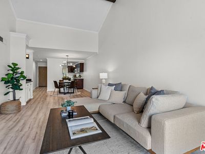 11930 Avon Way APT 207, Los Angeles, CA, 90066