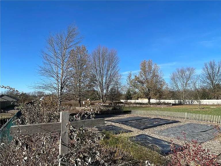 5037 Mud Run Rd — Photo 15