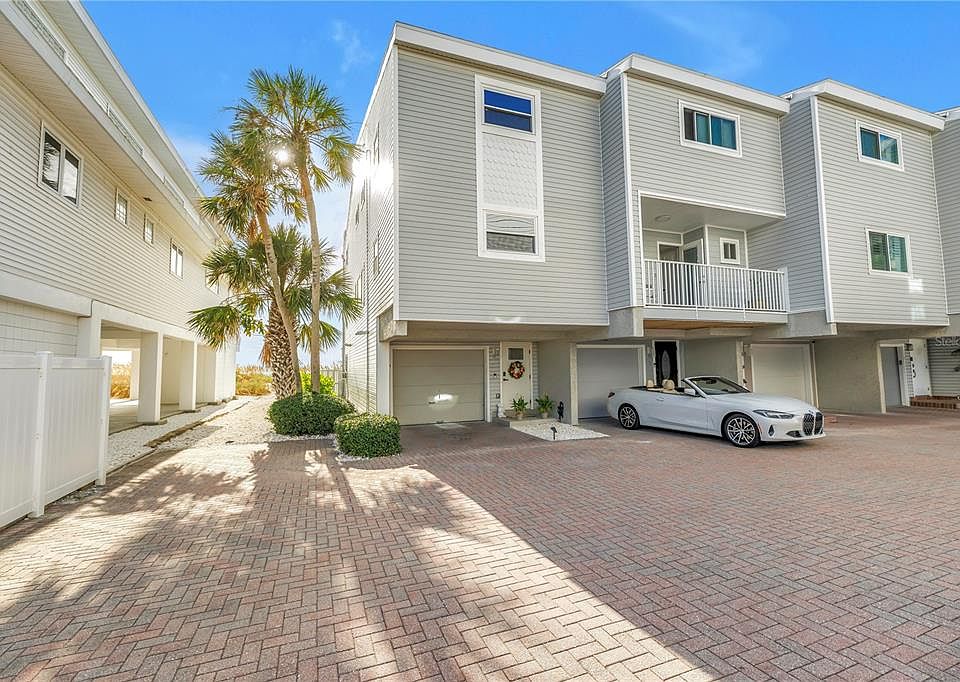 メル48073♡　#925 #1272#1273#1274 同梱 12274 1st St W APT 4, Treasure Island, FL 33706 | Zillow