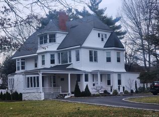 129 Hilton Ave, Hempstead, NY 11550