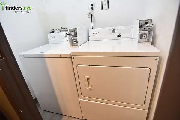 Rented by Clove Realty LLC | media 16