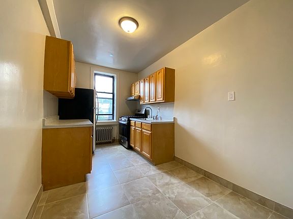 5th image of 34-11 34th Ave #2F