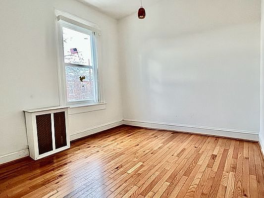 4th image of 20-23 41st St #2F