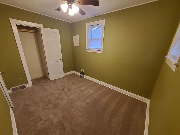 701 Court St — Photo 15