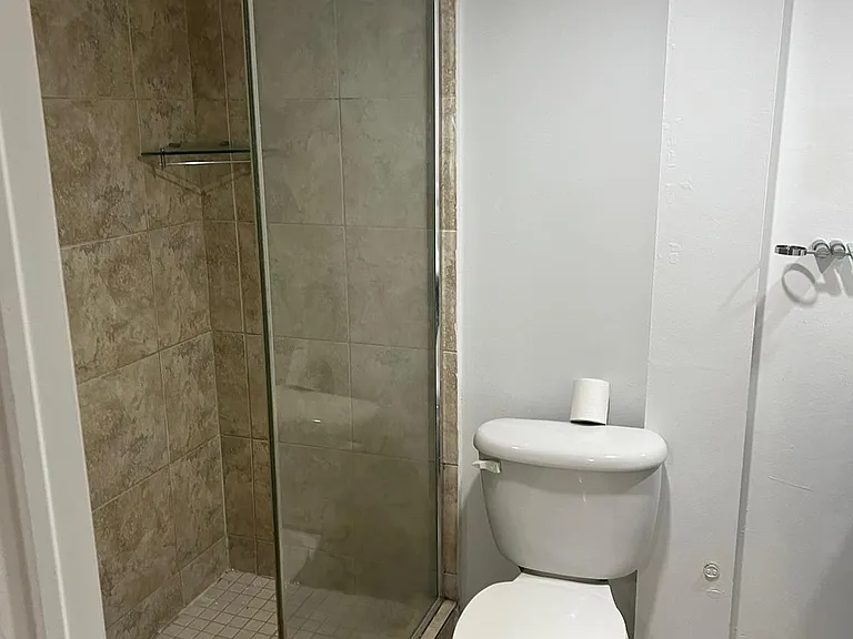 701 S Madison Ave #309 — Photo 4