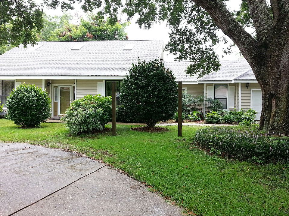 1st image of 905A Cloverdale Ct