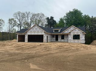 1300 Secluded Pines Dr NE, Sparta, MI 49345