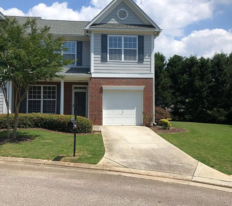 6262 Shoreview Cir