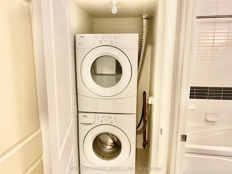 17 Anndale Dr #Penthouse 102 — Photo 23