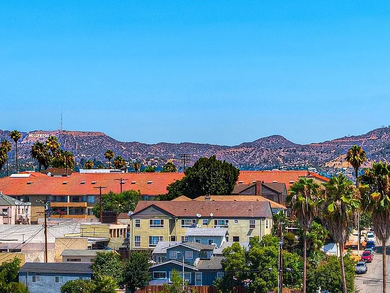 338 N Mariposa Ave — Photo 51