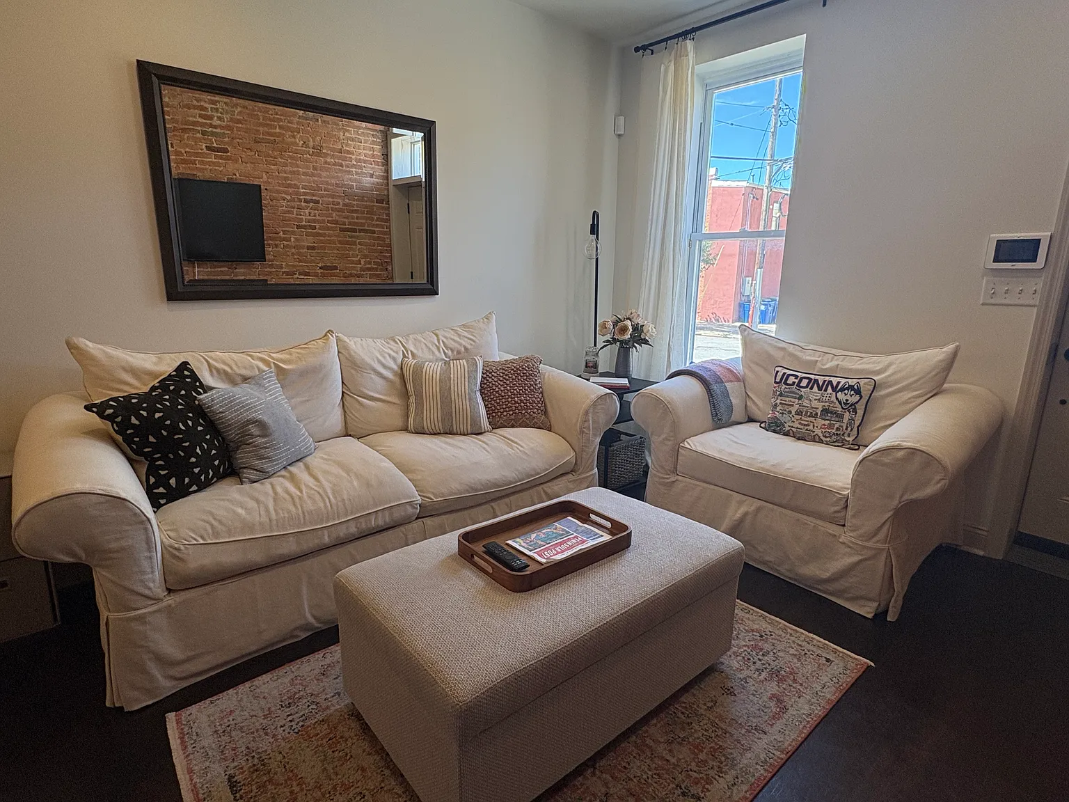 2 bed, 1668 sqft, $3,000 — Photo 3