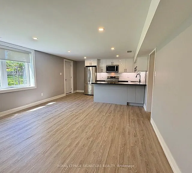 61 Anewen Dr #LOWER — Photo 6